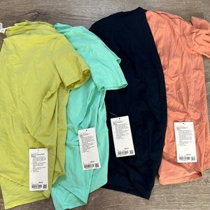 New lululemon back in action bundle! All size 4 with tags!